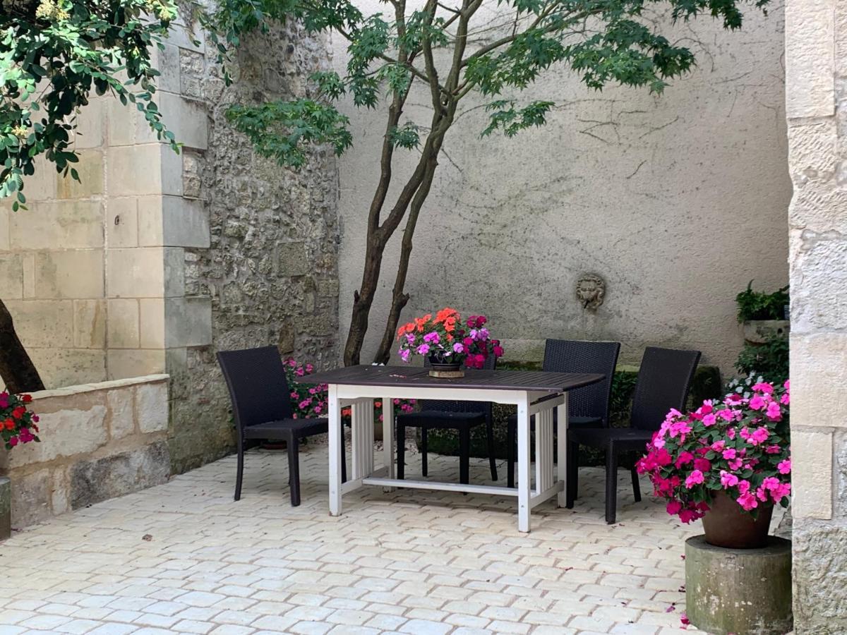 Apart D'Arc Saintes Bagian luar foto